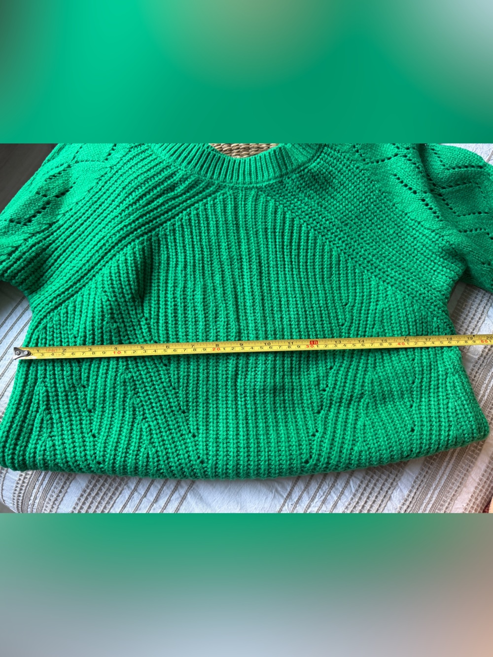 Green Openwork Balloon Sleeve Sweater - Picture 2 of 4